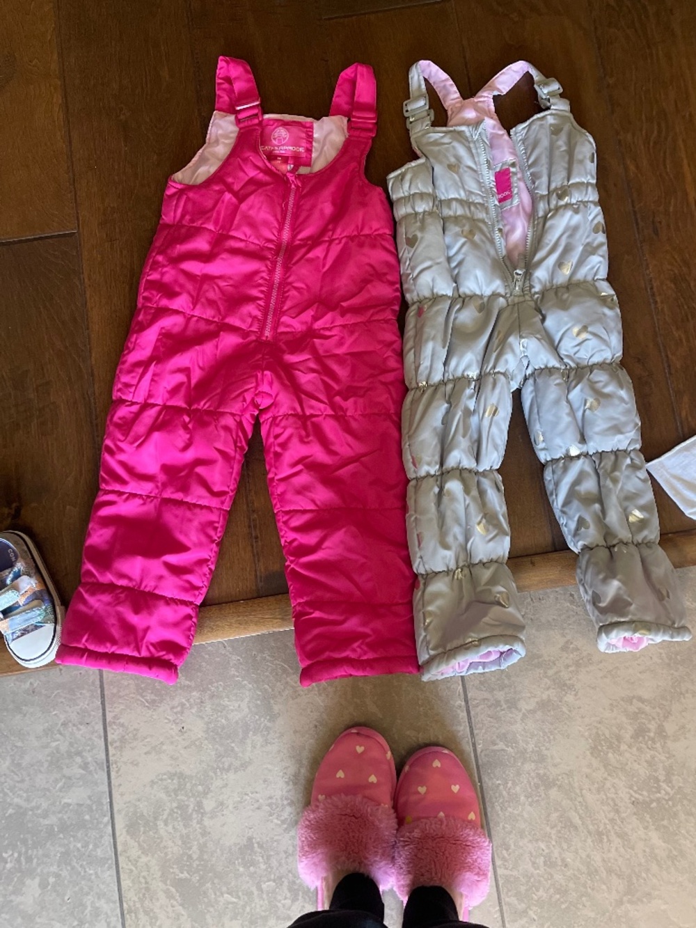 Weatherproof snowsuits 4T